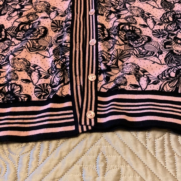 Dress barn vintage 3/4 sleeve sweater - Picture 2 of 8